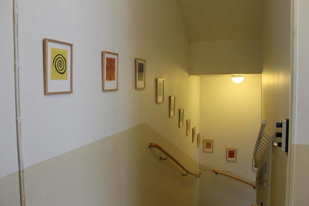 Stationshusets Hotell Och Cafe Köping Kültér fotó