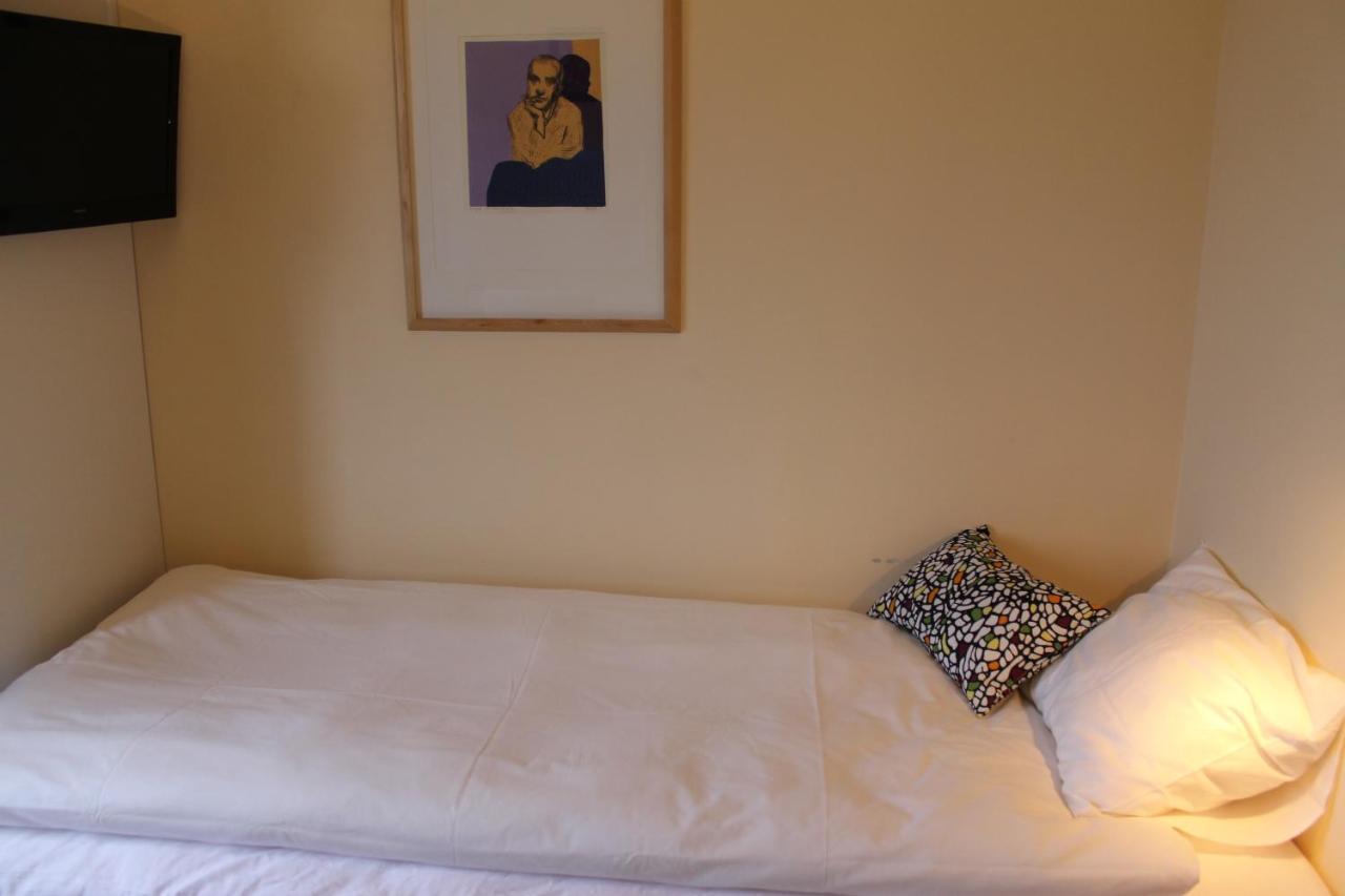 Stationshusets Hotell Och Cafe Köping Szoba fotó